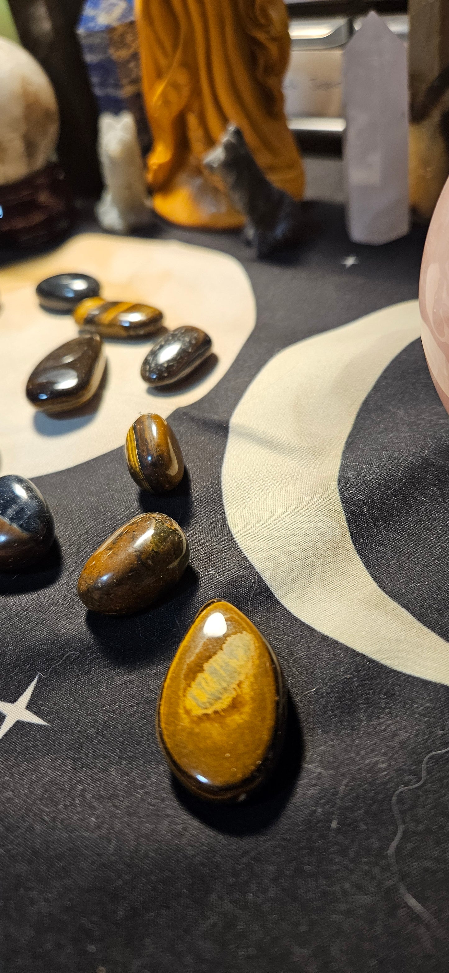 Tiger's Eye Tumbled Crystals