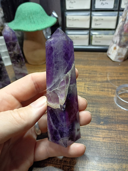 Natural Amethyst Crystal Tower – Intuition, Clarity & Spiritual Protection