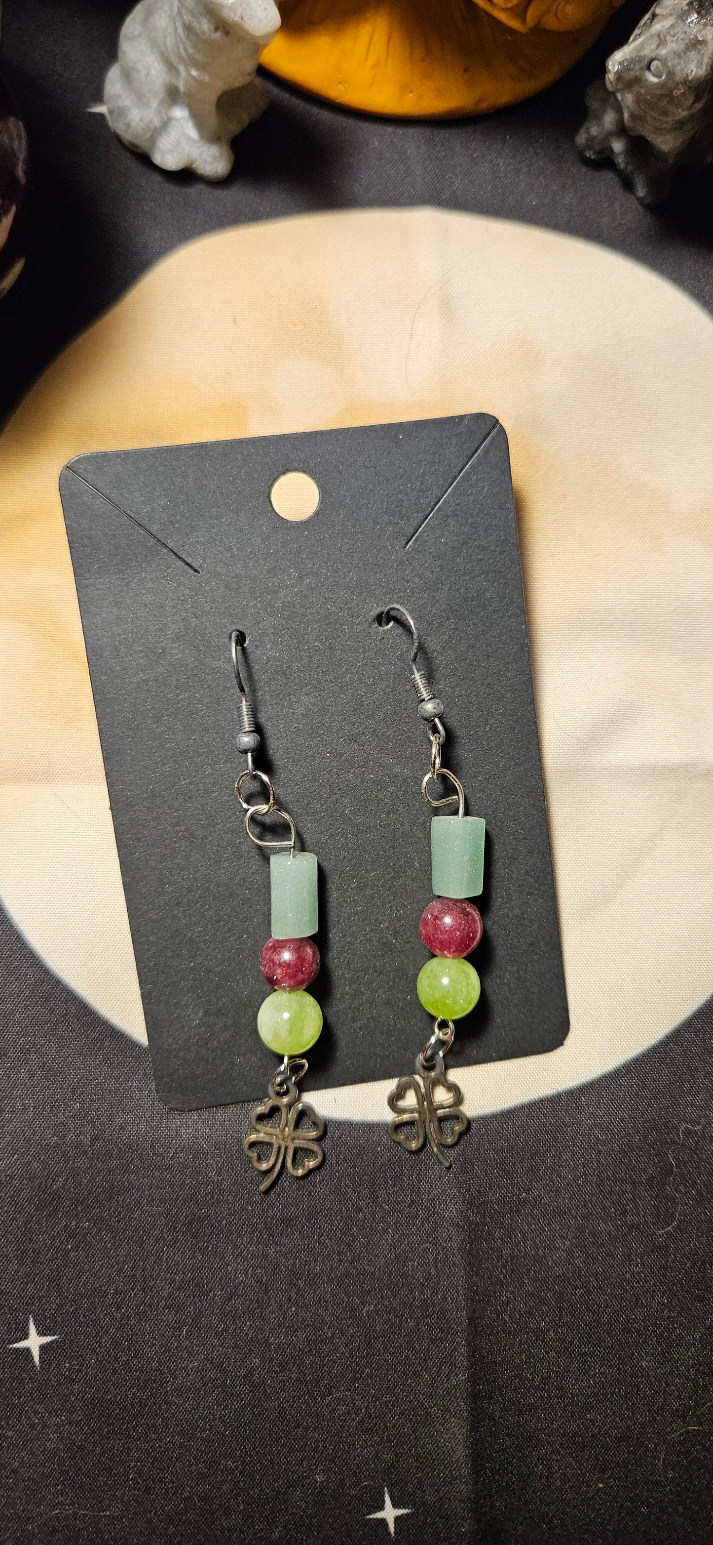 Aventurine, Garnet, Peridot 4-leaf clover earrings