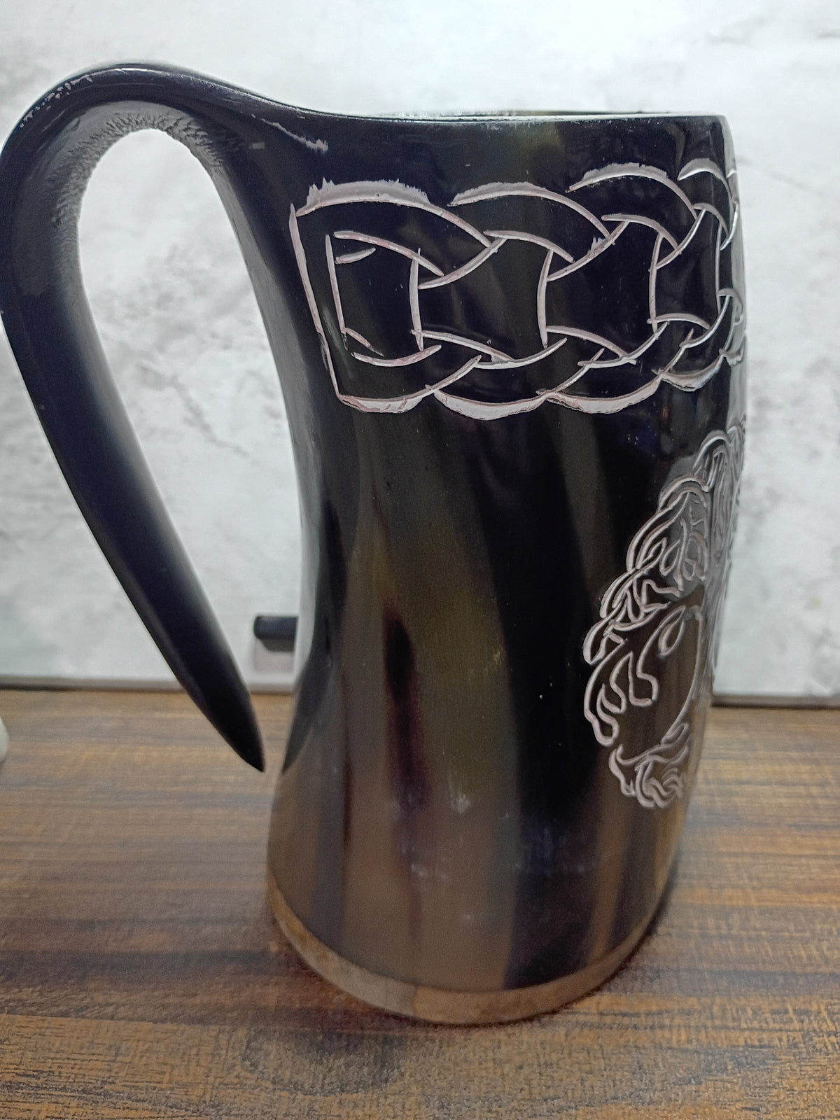 Viking Chieftain Mugs – Handcrafted Natural Ox Horn Drinking Mugs | 18–25 oz