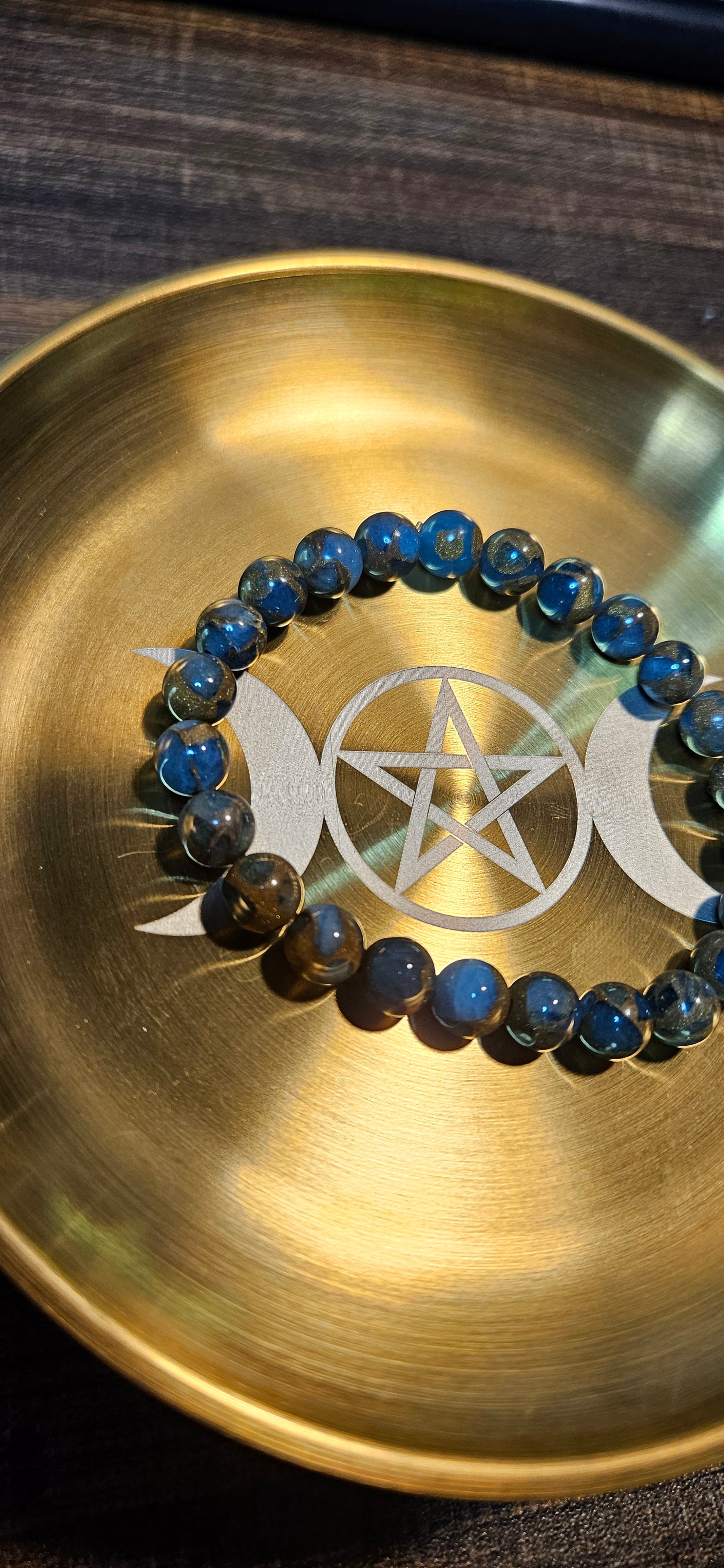 Lake Blue Cloisonné Bracelet Elegant Enamel-inspired Bead Jewelry