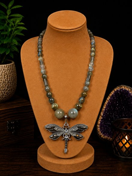 Labradorite Beaded Necklace with Black Dragonfly Pendant – 22" Steel Wire Necklace