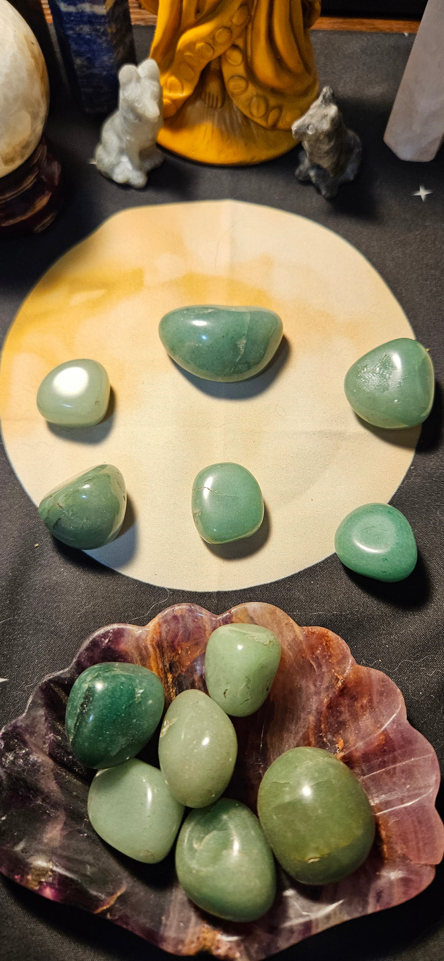 Braided Necklace with pouch for medium-sized tumbled stones