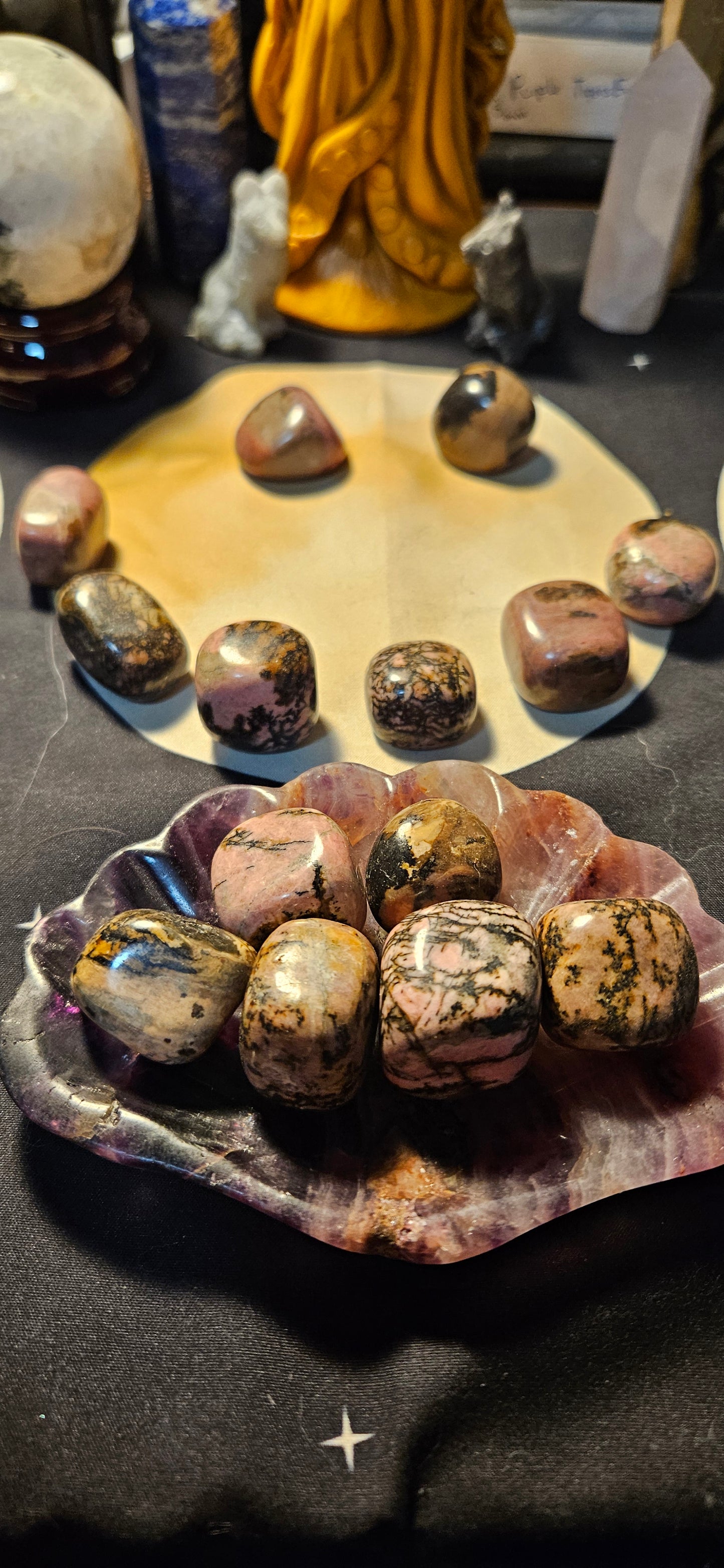 Braided Necklace with pouch for medium-sized tumbled stones