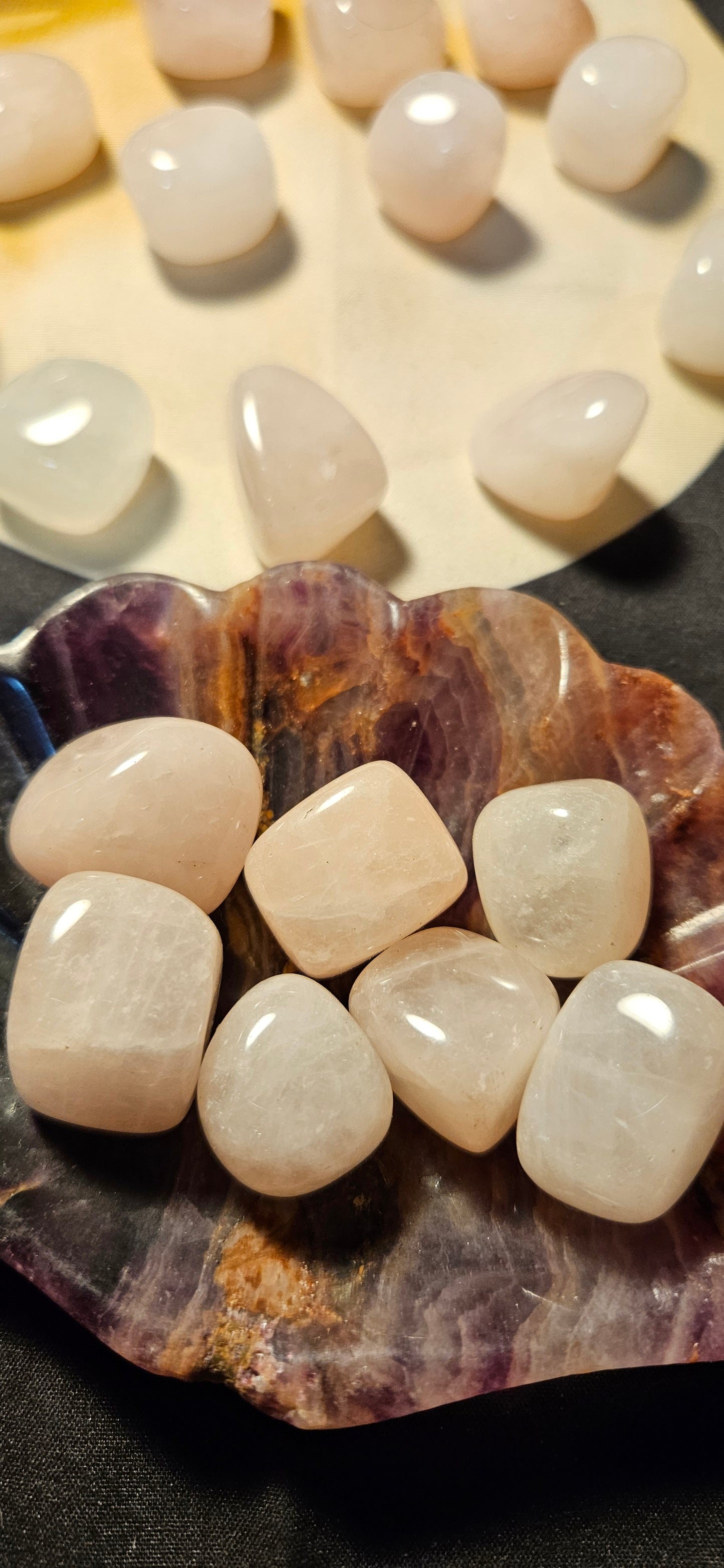 Braided Necklace with pouch for medium-sized tumbled stones